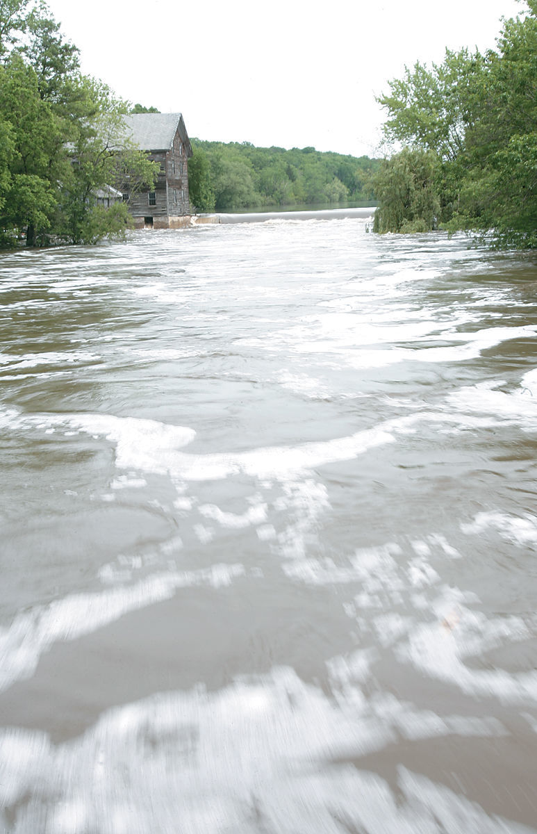 061418-ctzn-news-flood037